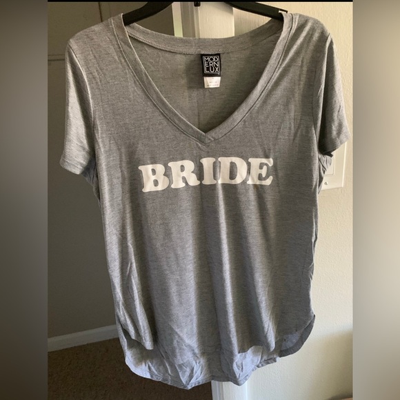 Modern Lux Tops - Modern Lux Women's Gray V-Neck Short Sleeve Graphic Wedding T-Shirt XL